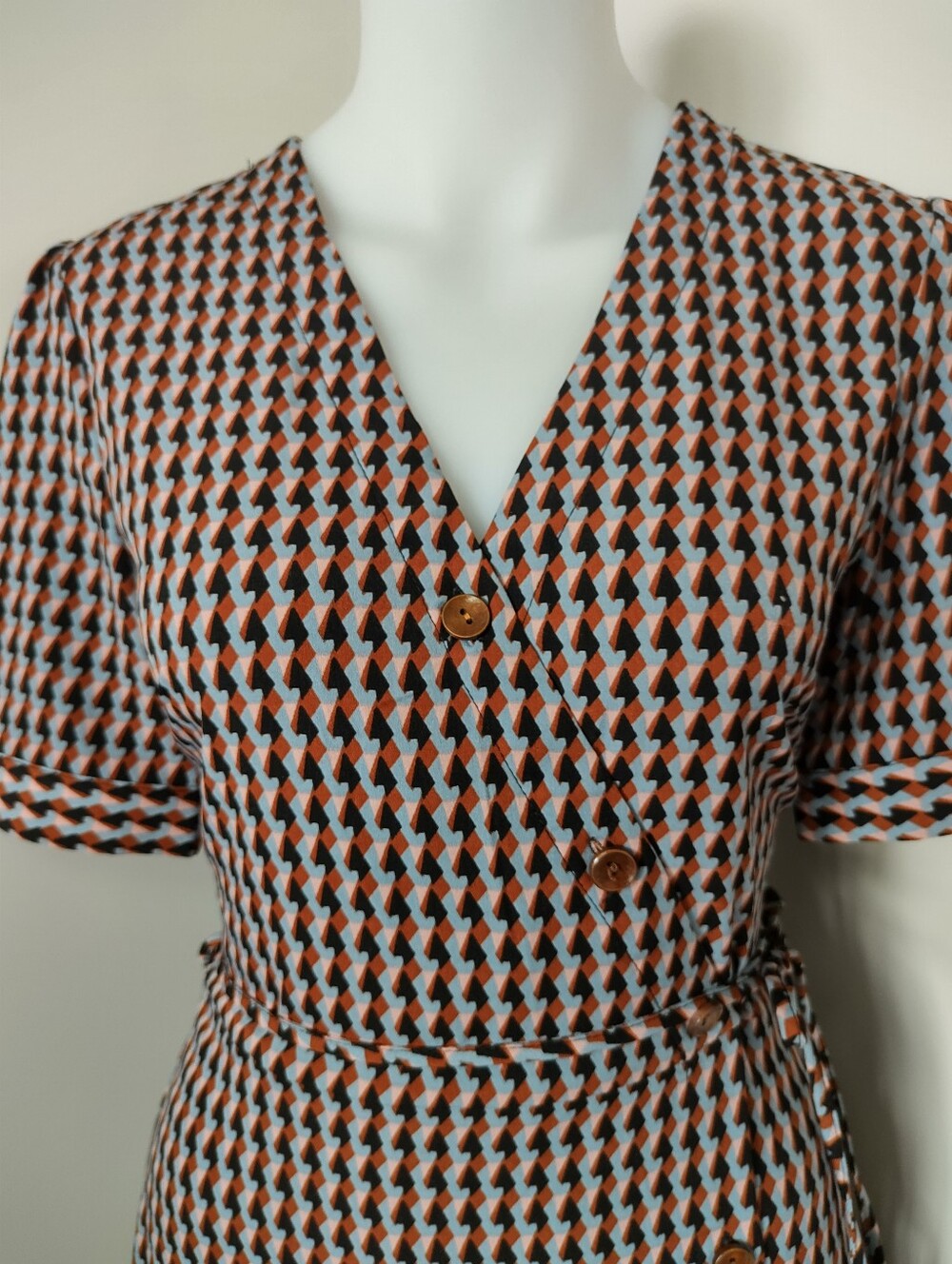 Dress Forum Los Angeles Houndstooth Wrap Dress - Picture 4 of 11